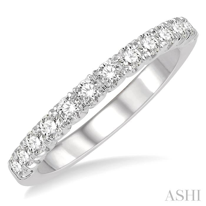 1 Ctw Round Cut Diamond Wedding Band in 14K White Gold