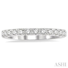 1 Ctw Round Cut Diamond Wedding Band in 14K White Gold