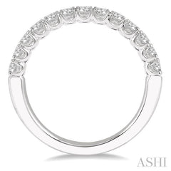 1 Ctw Round Cut Diamond Wedding Band in 14K White Gold