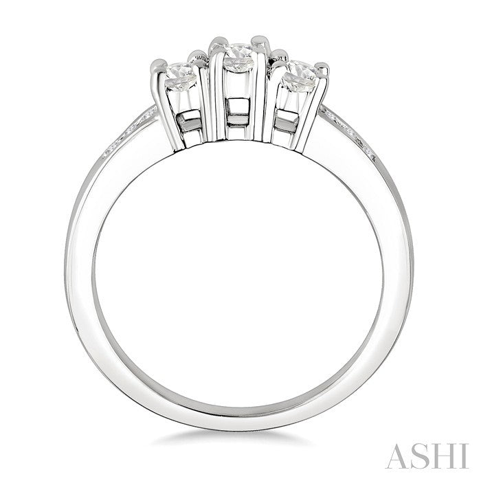1/2 Ctw Nine Stone Round Cut Diamond Engagement Ring in 14K White Gold