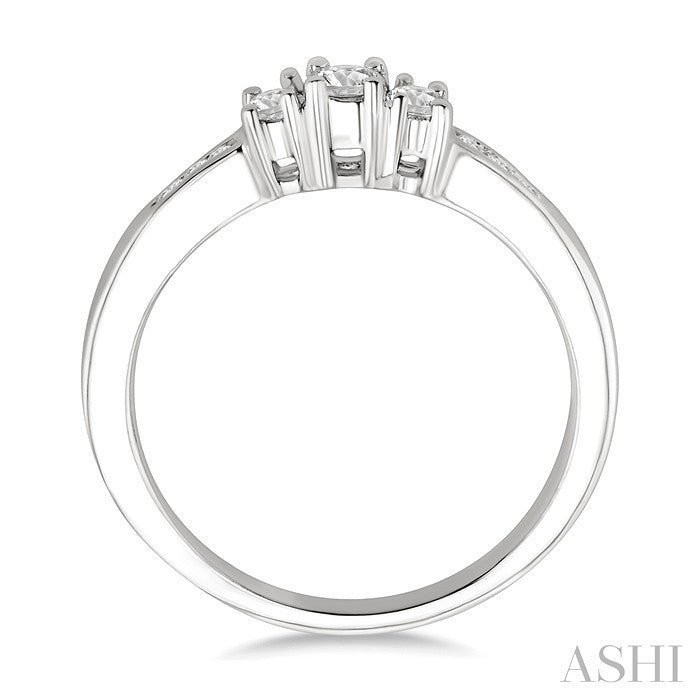 1/4 Ctw Nine Stone Round Cut Diamond Engagement Ring in 10K White Gold