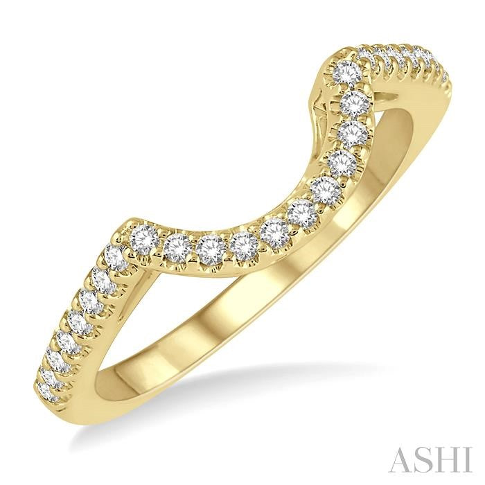 1/5 Ctw Round Cut Diamond Wedding Band in 14K Yellow Gold