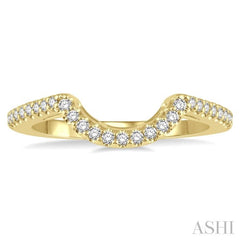 1/5 Ctw Round Cut Diamond Wedding Band in 14K Yellow Gold