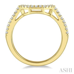 1/5 Ctw Round Cut Diamond Wedding Band in 14K Yellow Gold