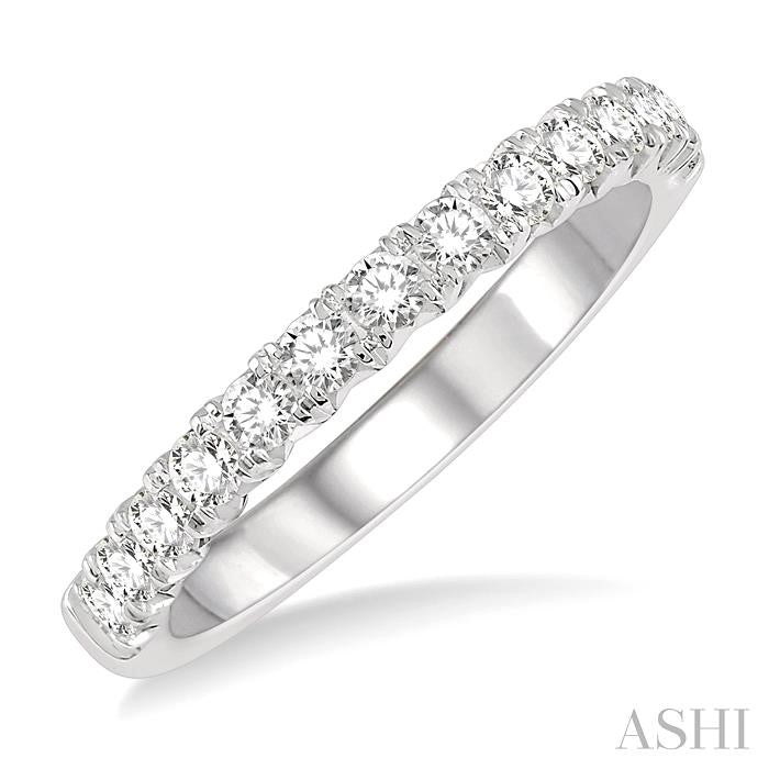 1 Ctw Round Cut Diamond Wedding Band in 14K White Gold