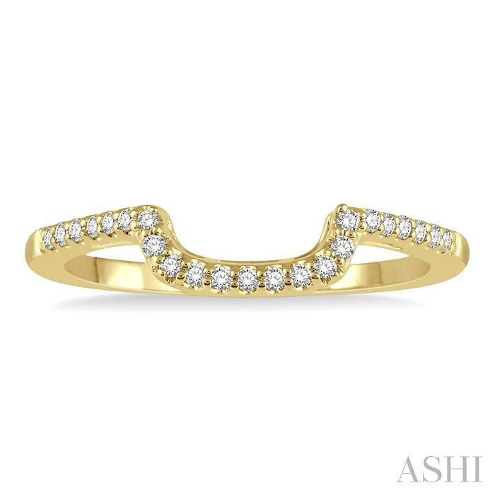 1/5 Ctw Round Cut Diamond Wedding Band in 14K Yellow Gold