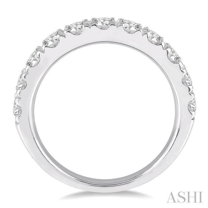 1 Ctw Round Cut Diamond Wedding Band in 14K White Gold