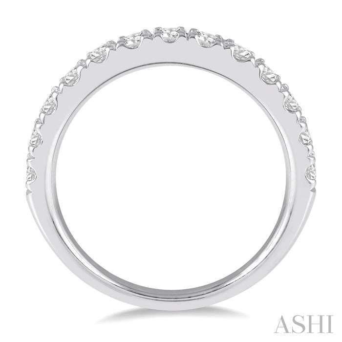 3/4 Ctw Round Cut Diamond Wedding Band in 14K White Gold