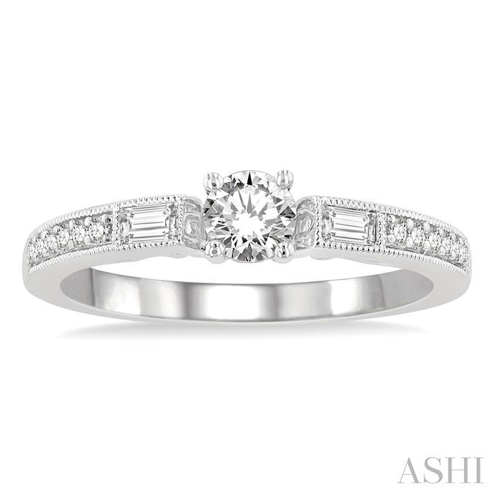 1/2 Ctw Diamond Engagement Ring with 1/4 Ct Round Cut Center Stone in 14K White Gold