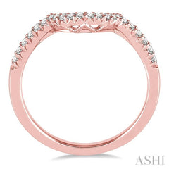 1/4 Ctw Curve Center Round Cut Diamond Wedding Band in 14K Rose Gold