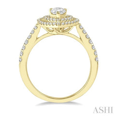 1/4 Ctw Pear Shape Semi-Mount Round Cut Diamond Engagement Ring in 14K Yellow Gold