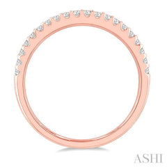 1/4 Ctw Round Cut Diamond Wedding Band in 14K Rose Gold