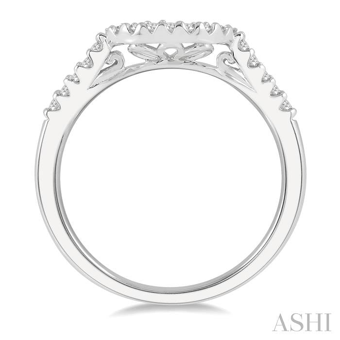 1/6 Ctw Curved Center Round Cut Diamond Wedding Band in 14K White Gold
