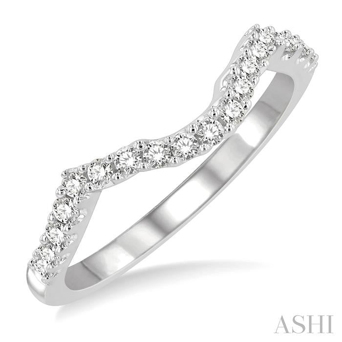 1/4 Ctw Wing Shape Center Round Cut Diamond Wedding Band in 14K White Gold