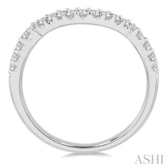 1/4 Ctw Wing Shape Center Round Cut Diamond Wedding Band in 14K White Gold