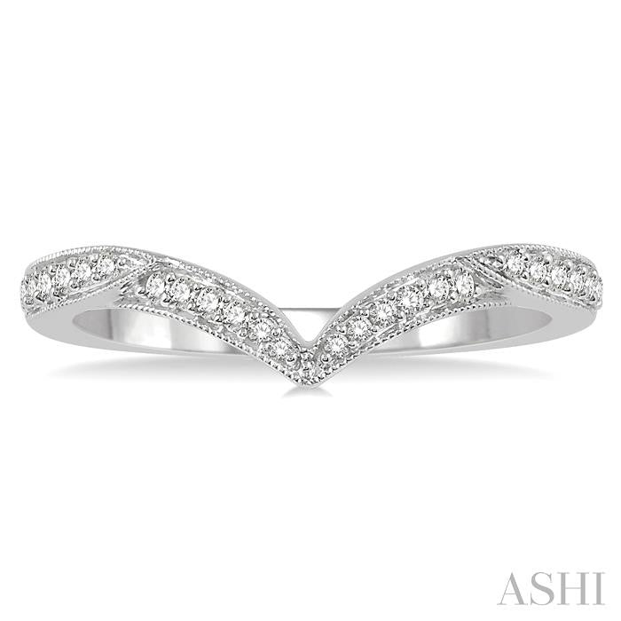 1/6 Ctw V-Shape Center Round Cut Diamond Wedding Band in 14K White Gold