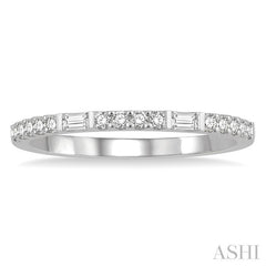 1/5 Ctw Baguette and Round Cut Diamond Wedding Band in 14K White Gold