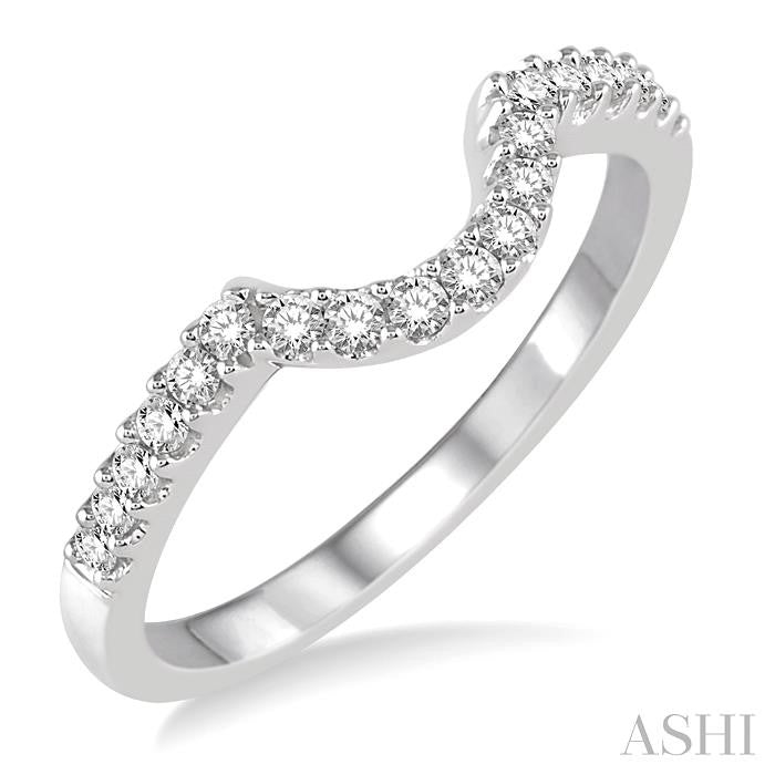 1/4 Ctw Round Cut Diamond Wedding Band in 14K White Gold
