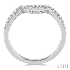 1/5 Ctw Round Diamond Wedding Band in 14K White Gold