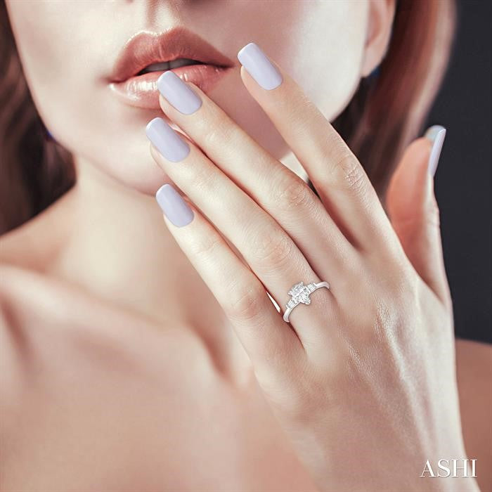 1/5 Ctw Baguette Diamond Semi-Mount Engagement Ring in 14K White Gold