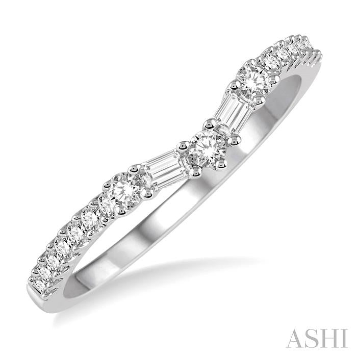 1/3 Ctw Diamond Wedding Band in 14K White Gold