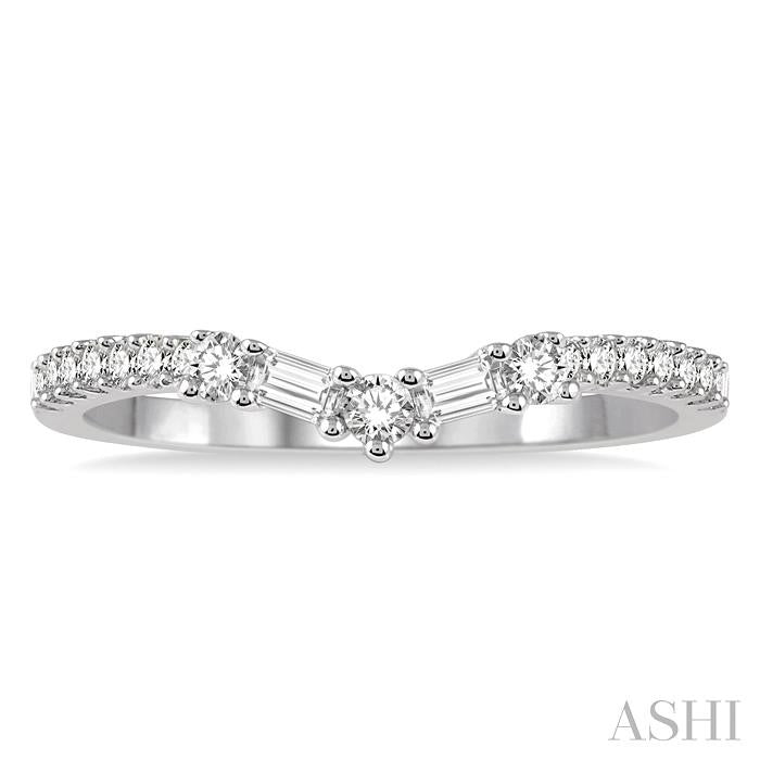 1/3 Ctw Diamond Wedding Band in 14K White Gold
