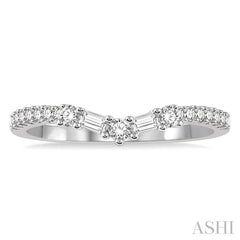 1/3 Ctw Diamond Wedding Band in 14K White Gold