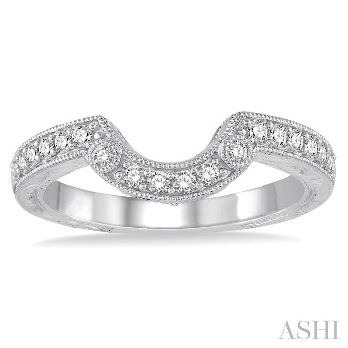 1/4 Ctw Round Cut Diamond Wedding Band in 14K White Gold