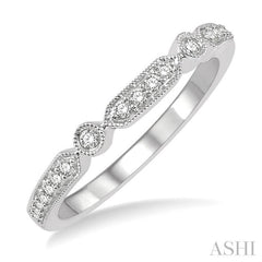 1/6 Ctw Bar Accent Round Cut Diamond Wedding Band in 14K White Gold