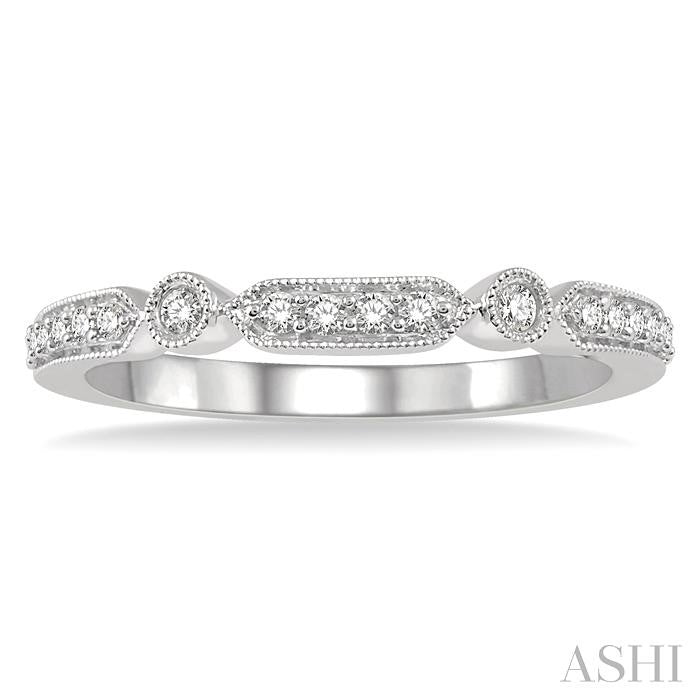 1/6 Ctw Bar Accent Round Cut Diamond Wedding Band in 14K White Gold