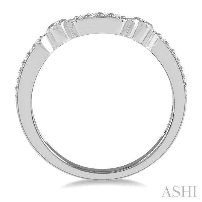 1/10 Ctw Bar Accent Round Cut Diamond Wedding Band in 14K White Gold