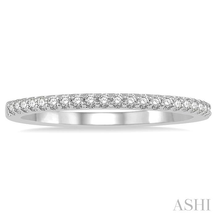 1/10 Ctw Round Cut Diamond Wedding Band in 14K White Gold