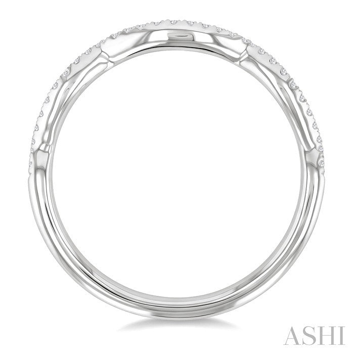 1/10 Ctw Triple Arch Round Cut Diamond Wedding Band in 14K White Gold