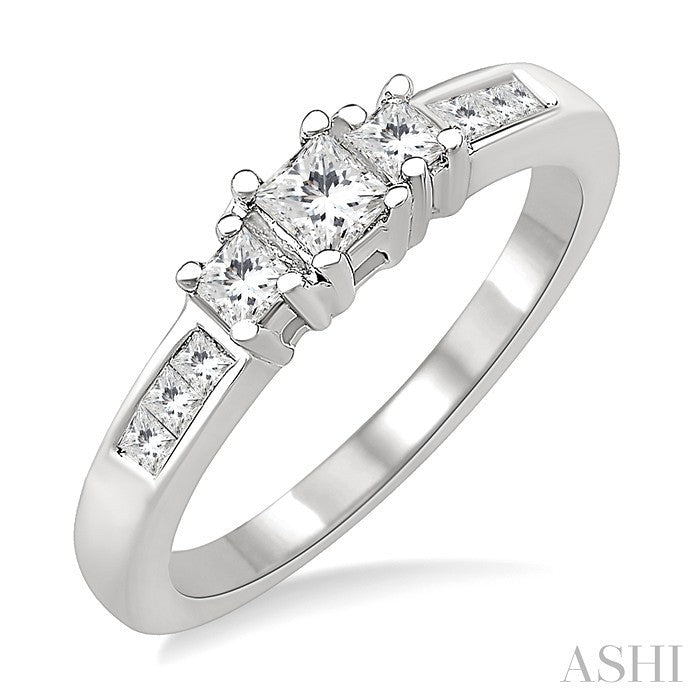 1/2 Ctw Nine Stone Princess Cut Diamond Engagement Ring in 14K White Gold