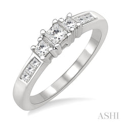 1/2 Ctw Nine Stone Princess Cut Diamond Engagement Ring in 14K White Gold
