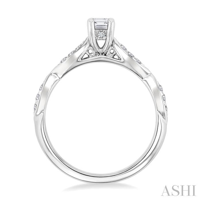 1/2 Ctw Marquise Link Shank Diamond Engagement Ring With 1/3 Ct Emerald Cut Diamond Center Stone in 14K White Gold