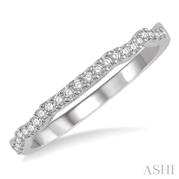 1/6 Ctw Curvy Round Cut Diamond Wedding Band in 14K White Gold