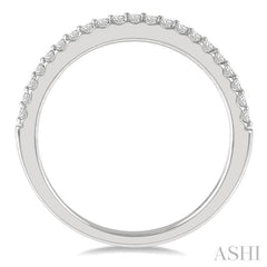 1/5 Ctw Round Cut Diamond Wedding Band in 14K White Gold