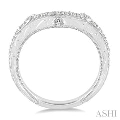 1/4 Ctw Round Cut Diamond Wedding Band in 14K White Gold