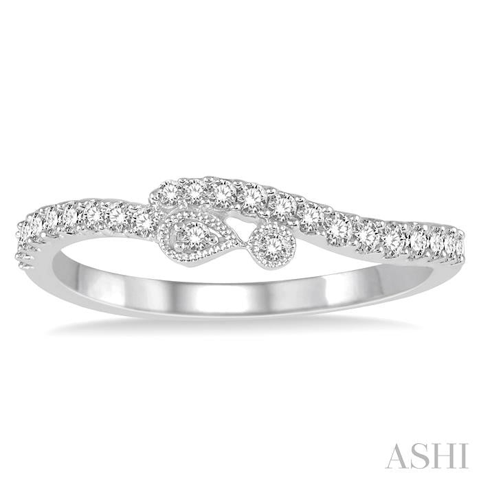 1/4 Ctw Round Diamond Wedding Band in 14K White Gold