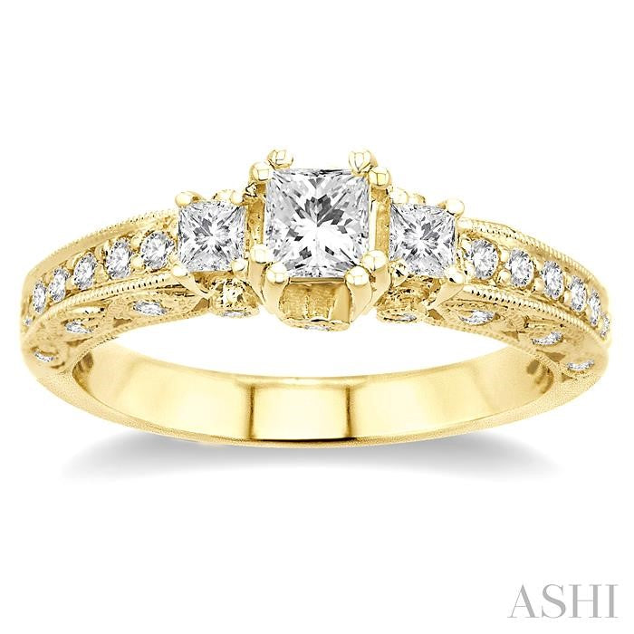 1/2 Ctw Diamond Semi-Mount Engagement Ring in 14K Yellow Gold