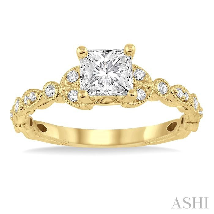 1/2 Ctw Diamond Engagement Ring with 1/3 Ct Princess Cut Center Stone in 14K Yellow Gold