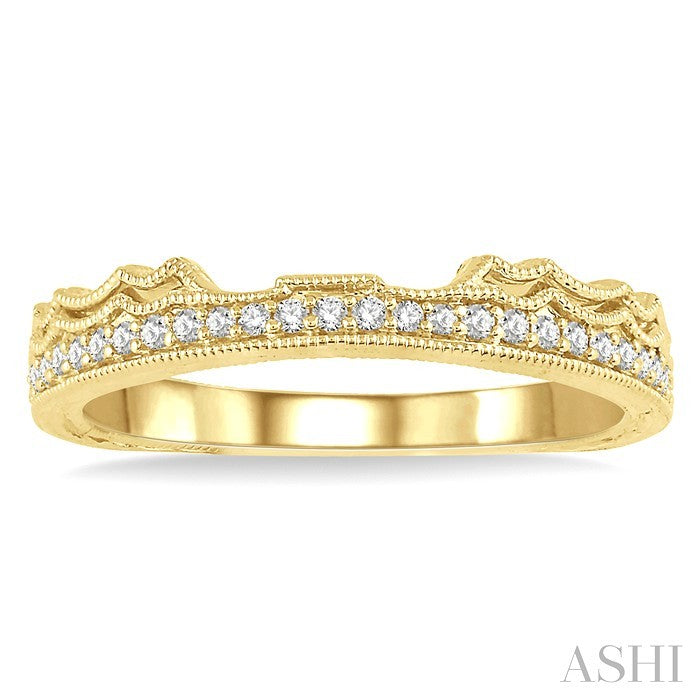 1/6 Ctw Round Cut Diamond Wedding Band in 14K Yellow Gold
