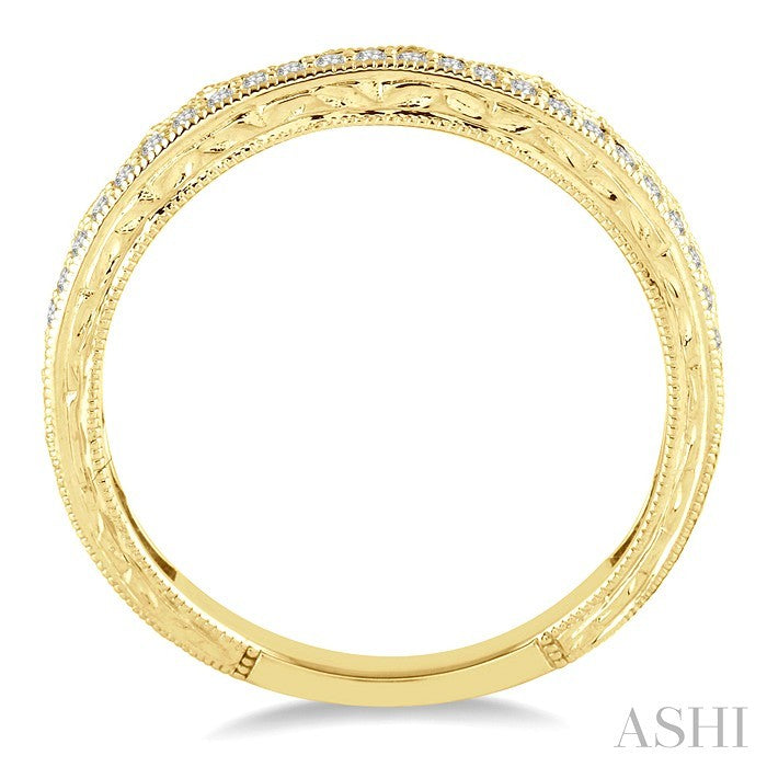 1/6 Ctw Round Cut Diamond Wedding Band in 14K Yellow Gold