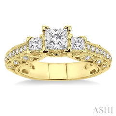 1 1/4 Ctw Diamond Engagement Ring with 1/2 Ct Princess Cut Center Stone in 14K Yellow Gold