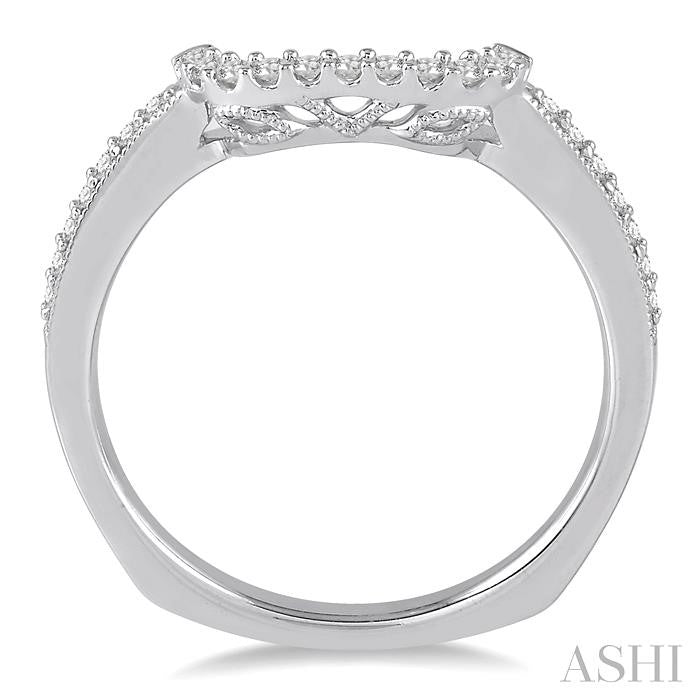 1/6 Ctw Round Diamond Wedding Band in 14K White Gold