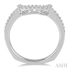 1/6 Ctw Round Diamond Wedding Band in 14K White Gold