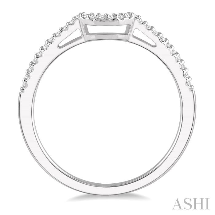 1/10 Ctw Arched Center Round Cut Diamond Wedding Band in 14K White Gold