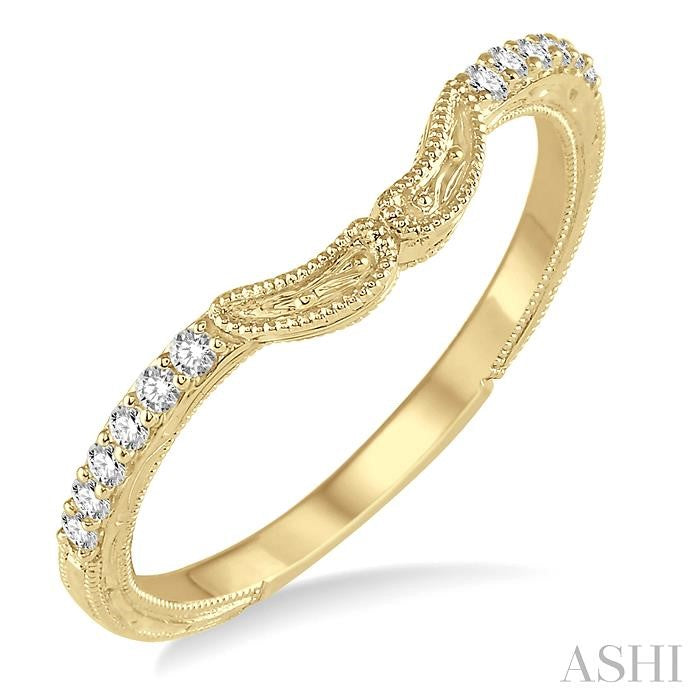 1/10 Ctw Round Diamond Wedding Band in 14K Yellow Gold