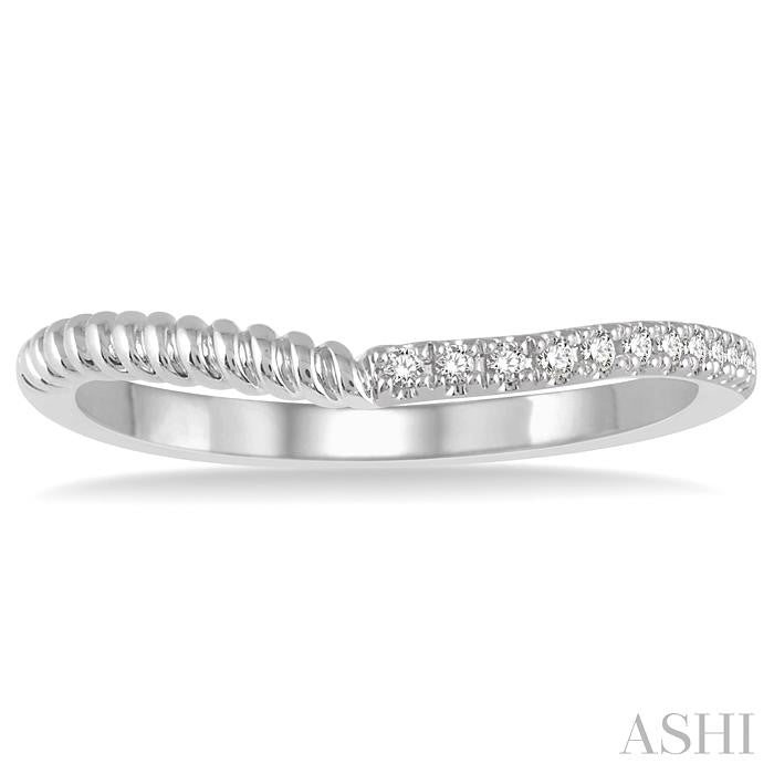 1/20 Ctw Twisted Round Cut Diamond Wedding Band in 14K White Gold